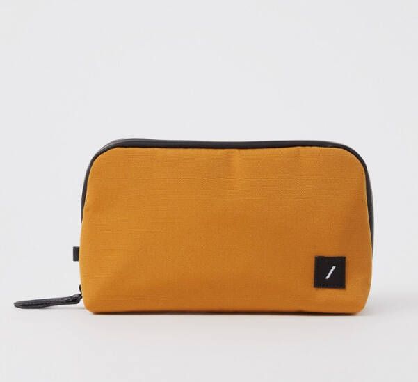 Native Union Tech organizer met logo applicatie