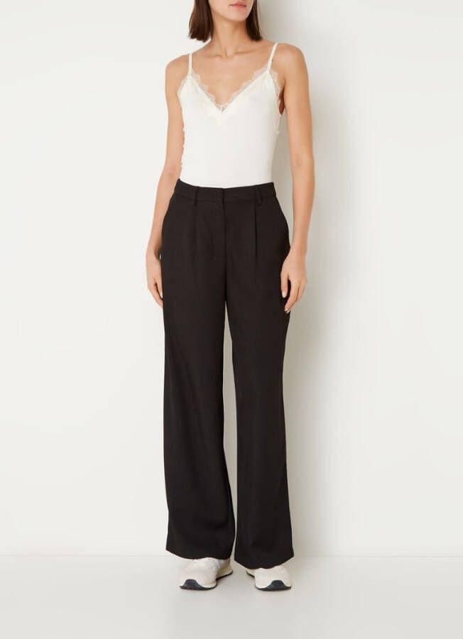 Rosemunde Billile spaghetti top van satijn met detail van kant